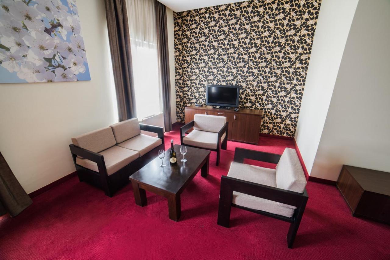 Hotel Atlas Ugljevik Екстериор снимка